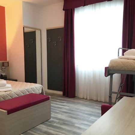 Alma Living Hotel- Al Girarrosto Venzone Dış mekan fotoğraf