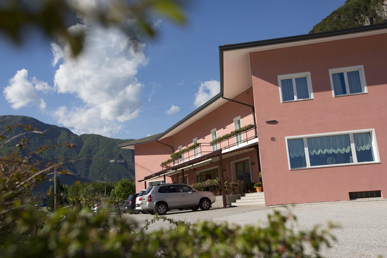 Alma Living Hotel- Al Girarrosto Venzone Dış mekan fotoğraf