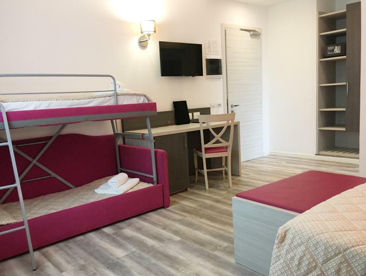Alma Living Hotel- Al Girarrosto Venzone Dış mekan fotoğraf