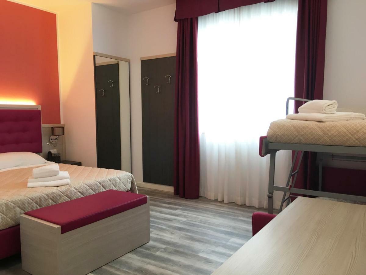 Alma Living Hotel- Al Girarrosto Venzone Dış mekan fotoğraf
